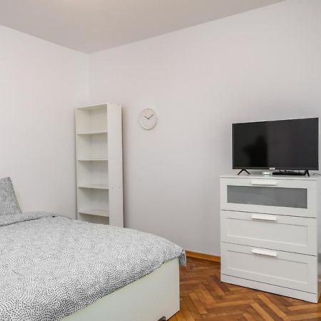 Vlad House Dristor Park Lake 布加勒斯特 外观 照片